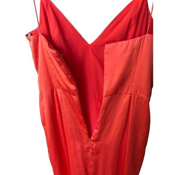 Pleated Ruffle High-Low Gown 💃 - Picture 5 of 7